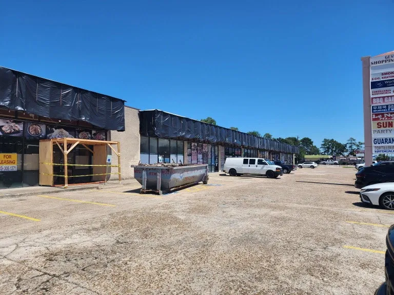 1905 Gessner Shopping Center before image 2