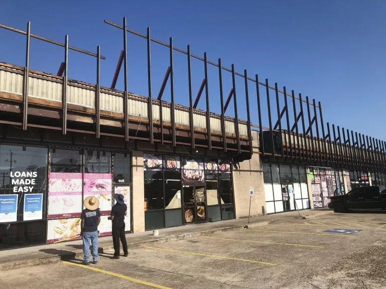 1905 Gessner Shopping Center before image 7